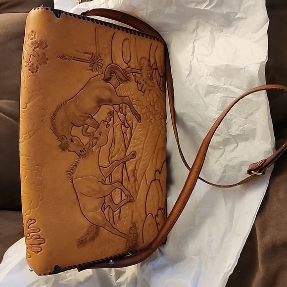 Handbags - A ❤️ beautiful Vintage Tooled Leather Hand Bag/Clutch from 1960's Western Style